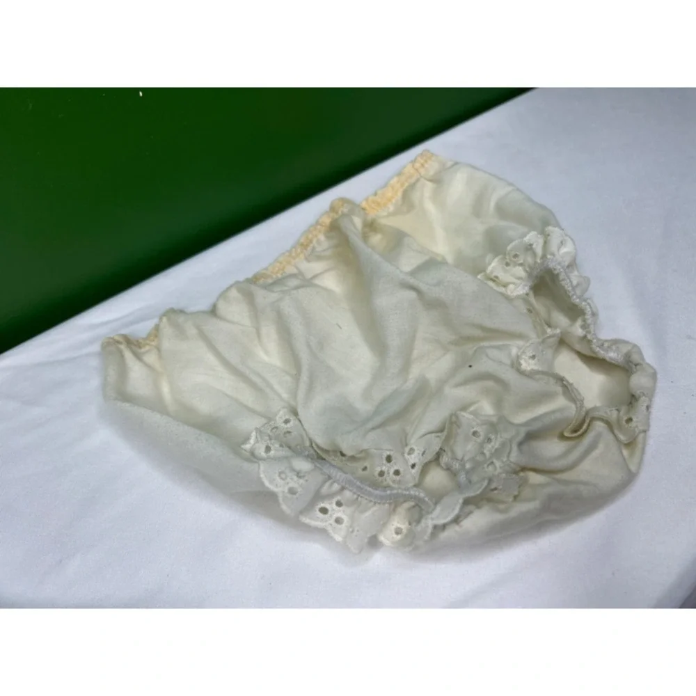 Vintage Baby Bloomers Cream Eyelet Lace Trim Diaper Cover Ruffle Trim Infant